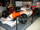 FormulaFactory Classic Racing Car from the 80s - Retro Racing Simulator